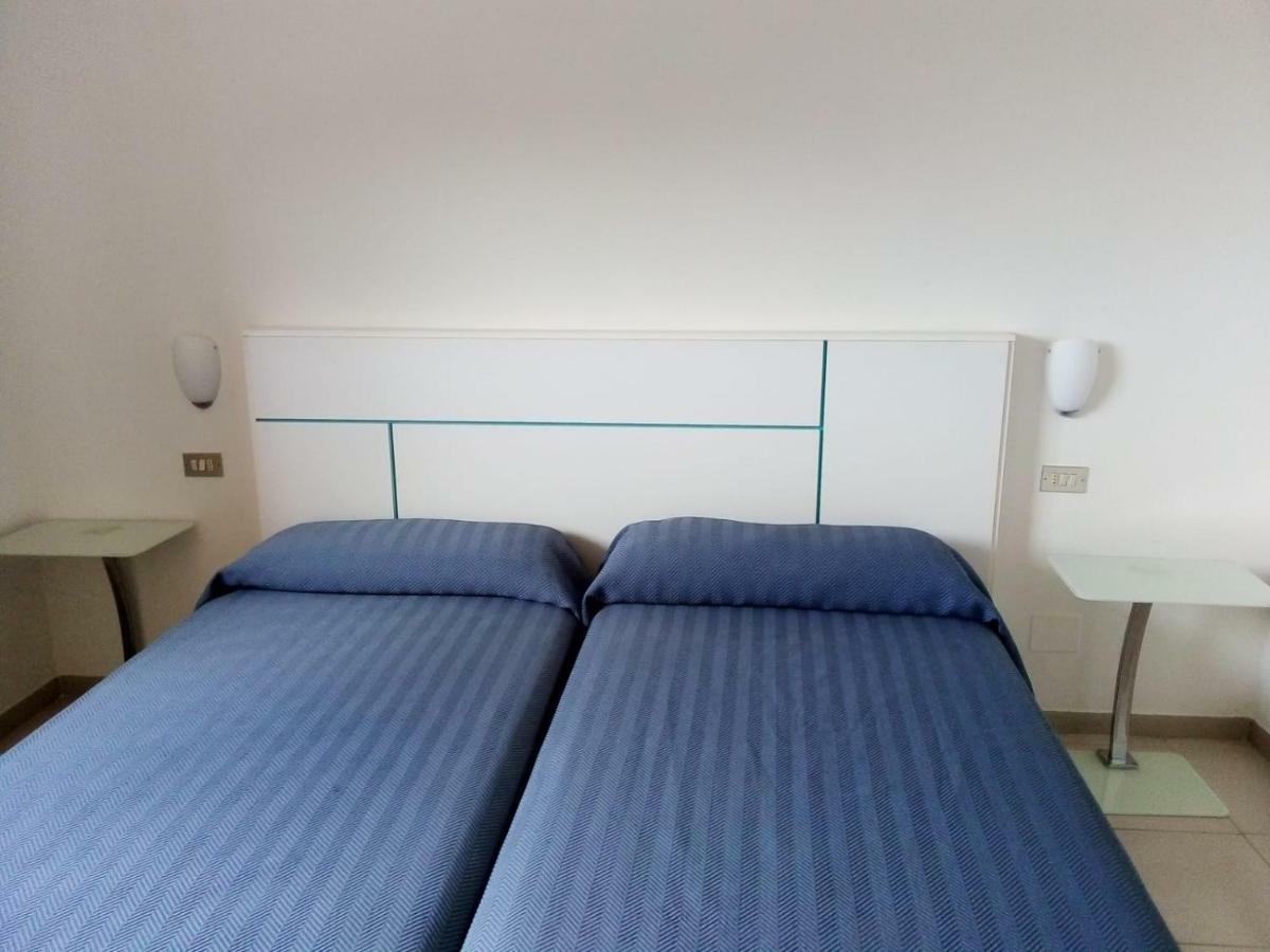 Apartment Golf Park Los Abrigos Eksteriør billede